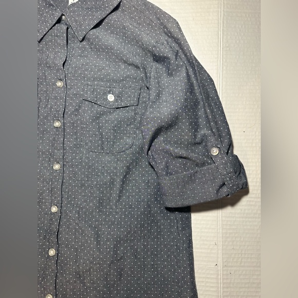 Croft And Barrow Women’s Gray Polka Dot Button Up Roll Tab Top Leisure Casual S - Picture 5 of 8